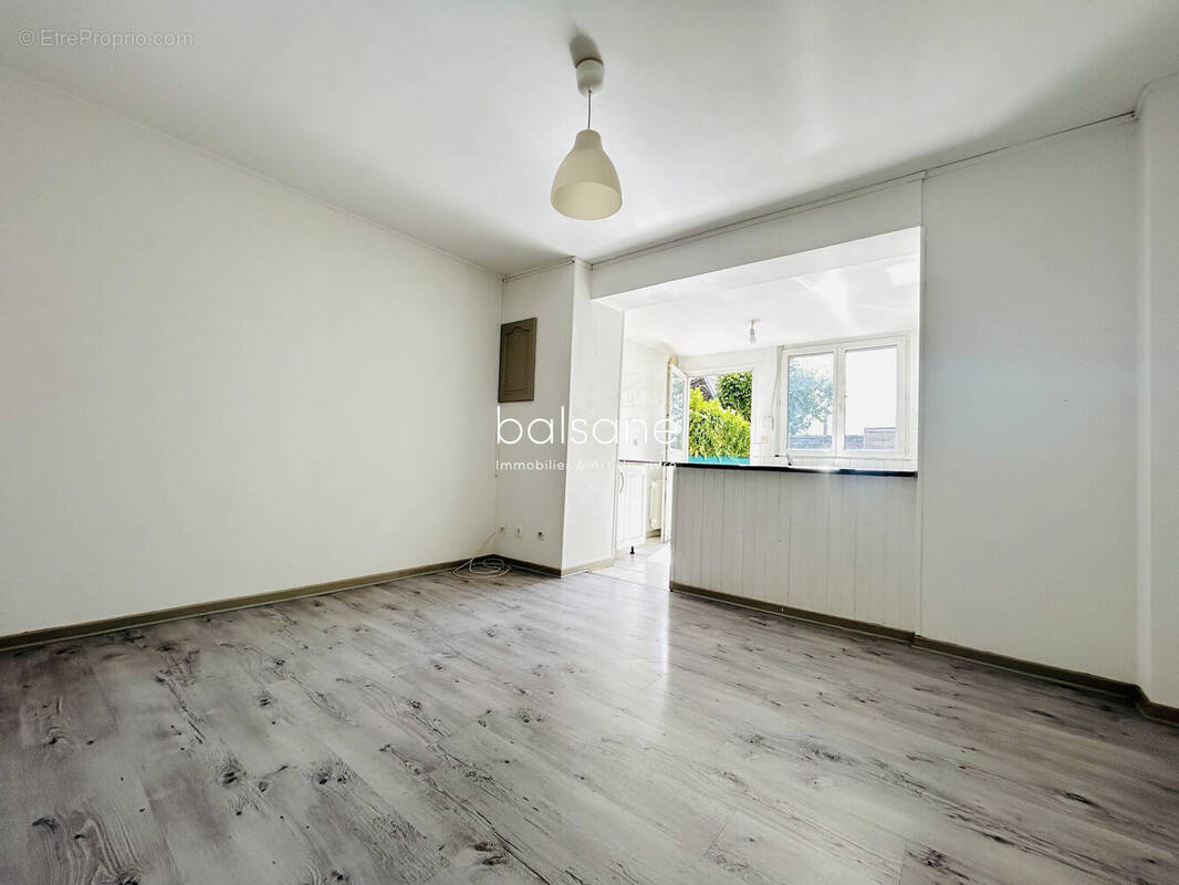 Maison à DEVILLE-LES-ROUEN