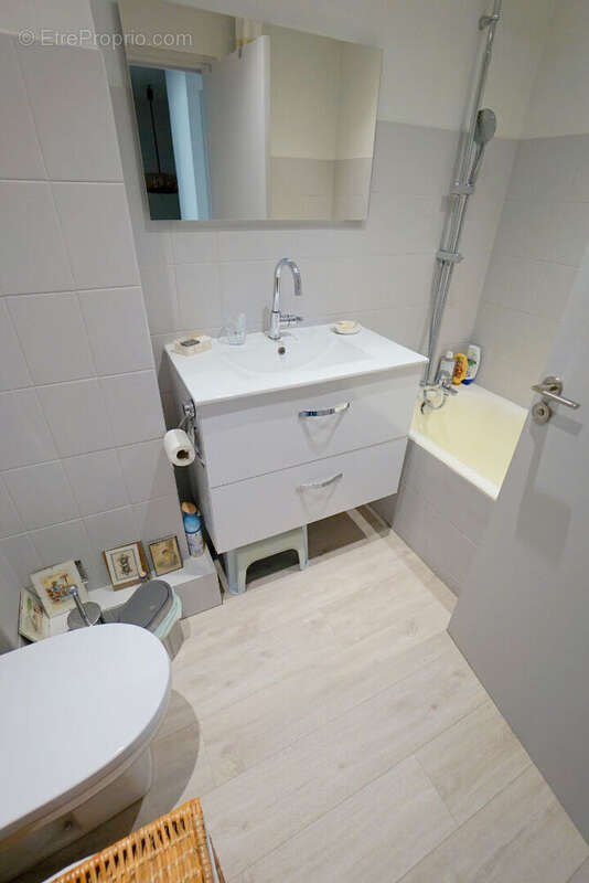 Maison à MEZIERES-SUR-SEINE