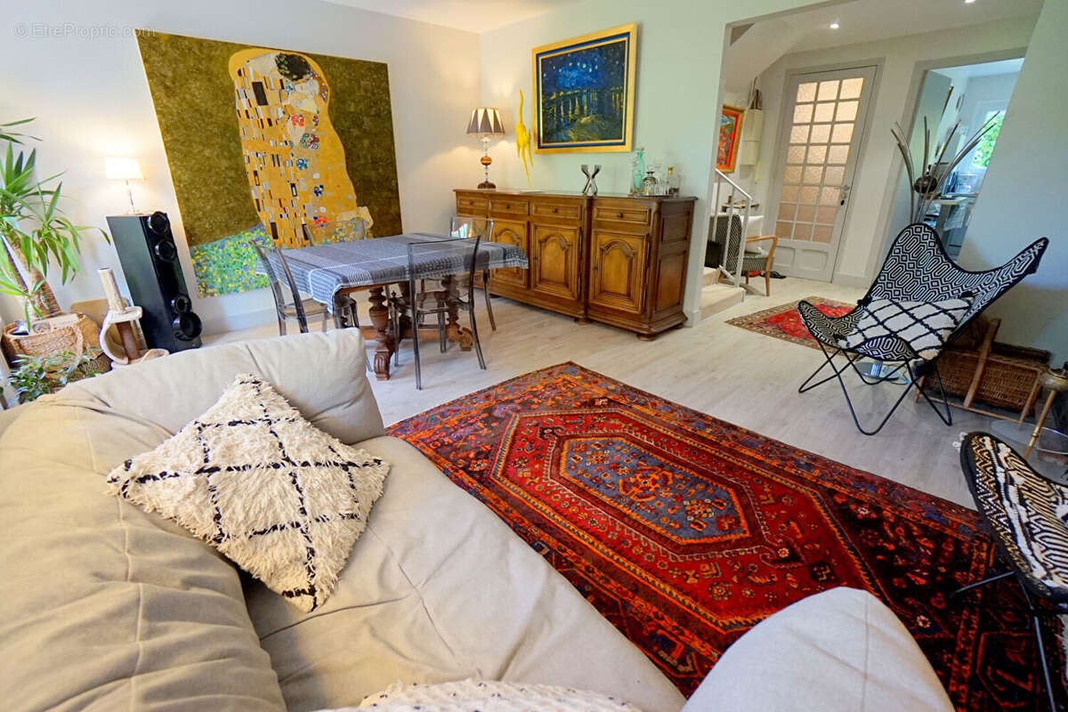 Maison à MEZIERES-SUR-SEINE