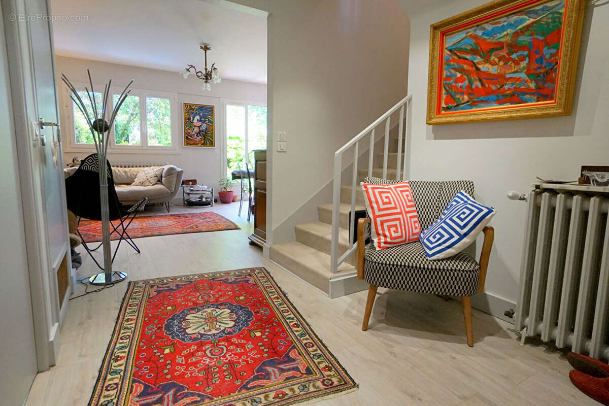 Maison à MEZIERES-SUR-SEINE