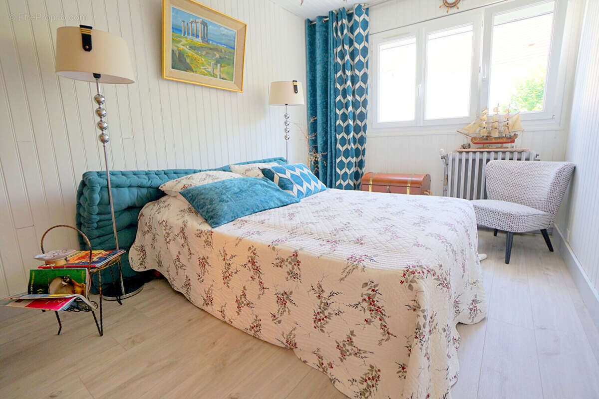 Maison à MEZIERES-SUR-SEINE