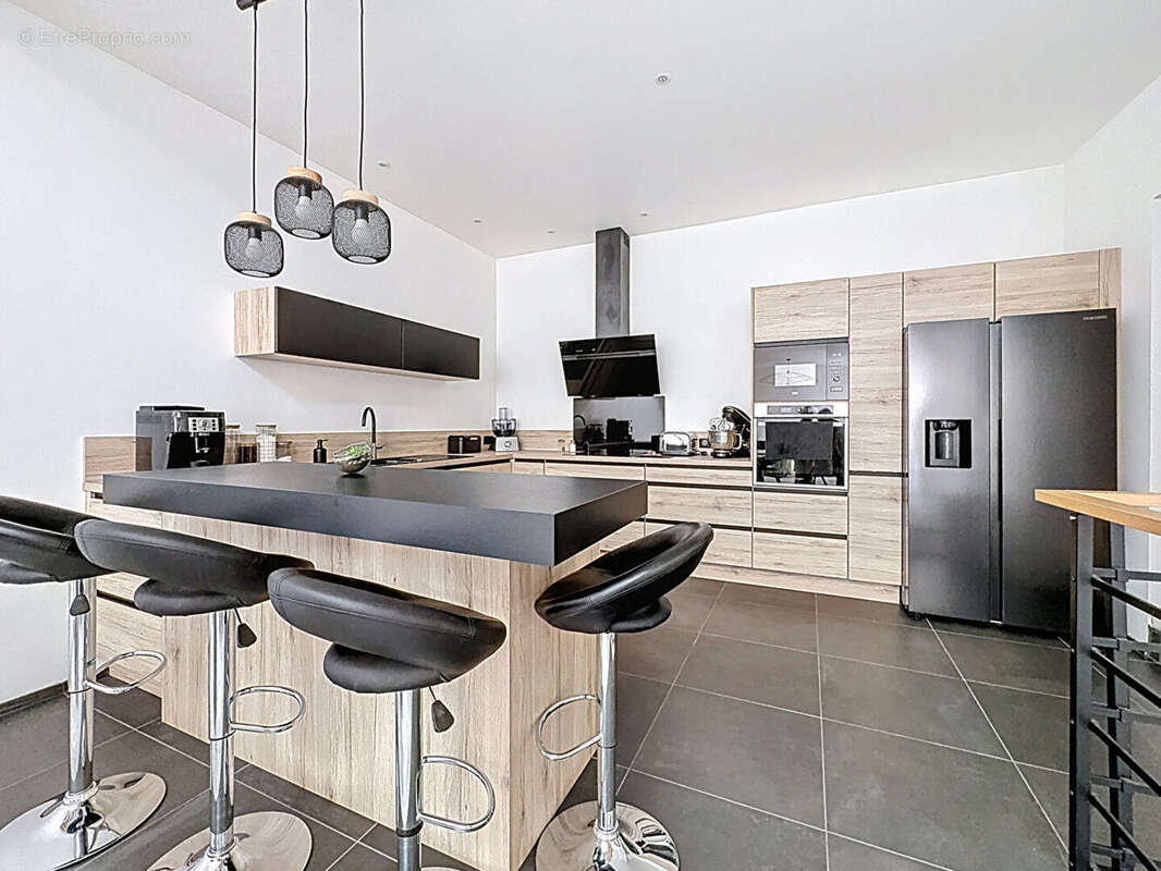 Maison à FLINS-SUR-SEINE