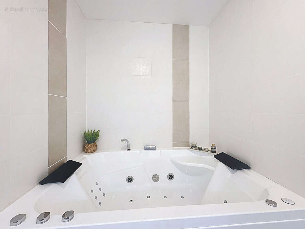 Maison à FLINS-SUR-SEINE