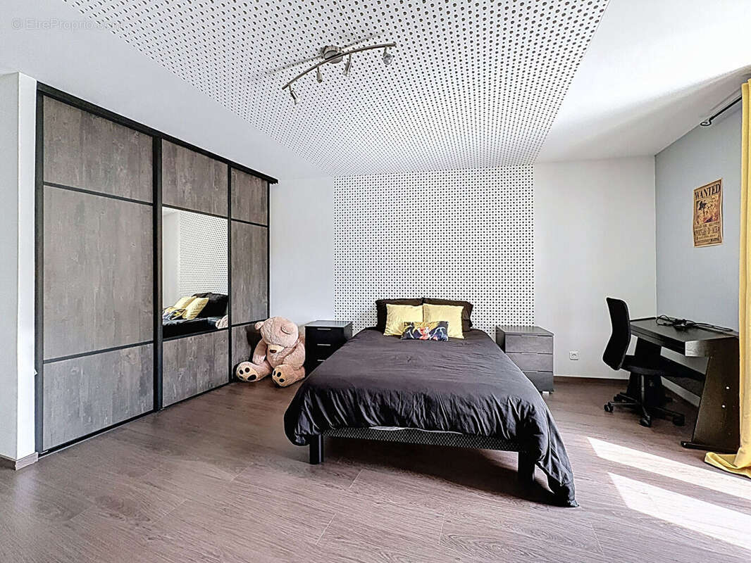 Maison à FLINS-SUR-SEINE