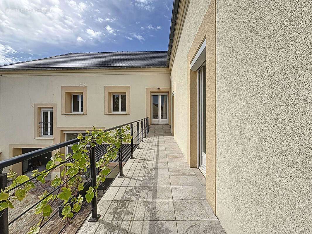 Maison à FLINS-SUR-SEINE