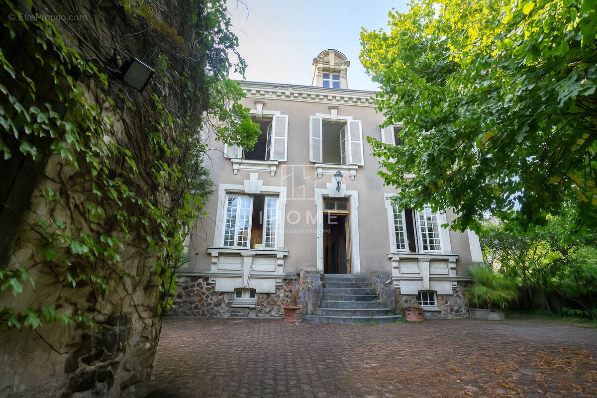 Maison à MONTJEAN-SUR-LOIRE