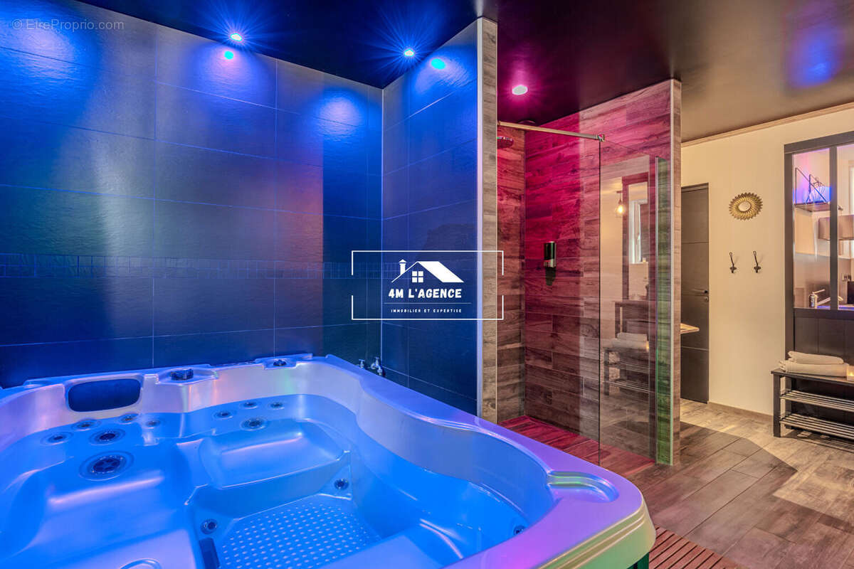 Appartement à AVELIN