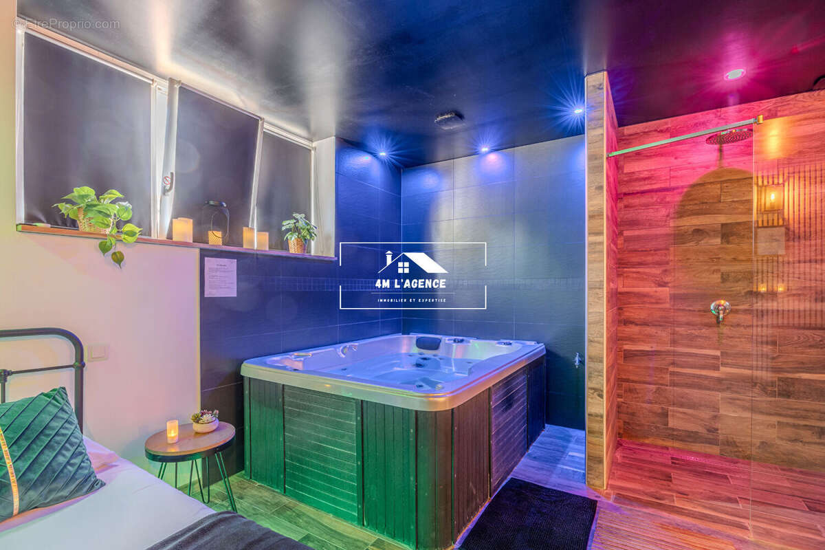 Appartement à AVELIN