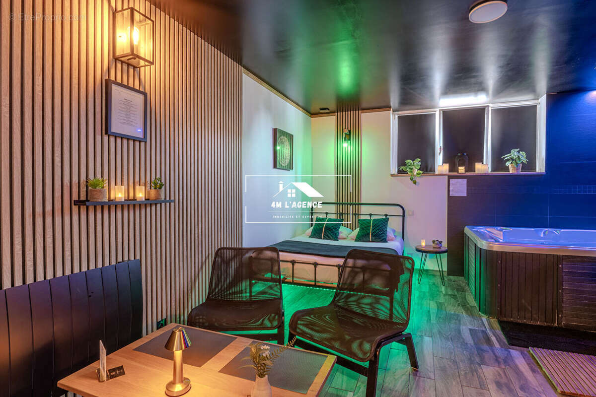 Appartement à AVELIN