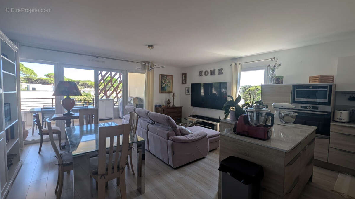 Appartement à SAINT-RAPHAEL