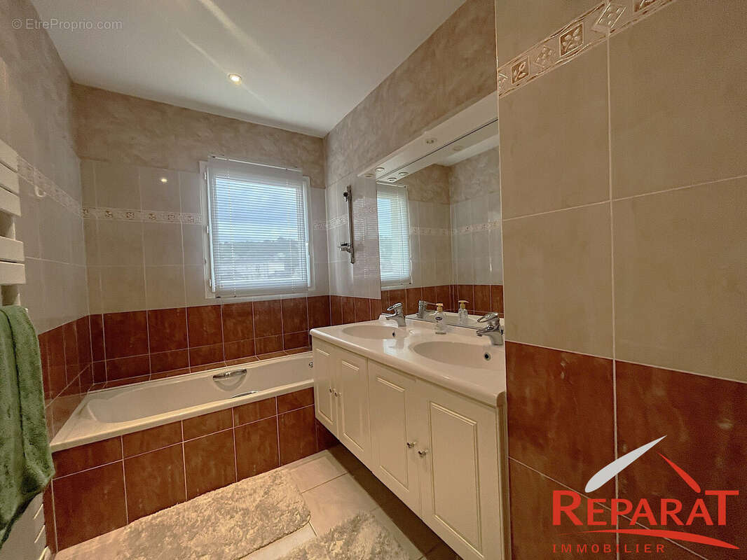 Appartement à BRIVE-LA-GAILLARDE