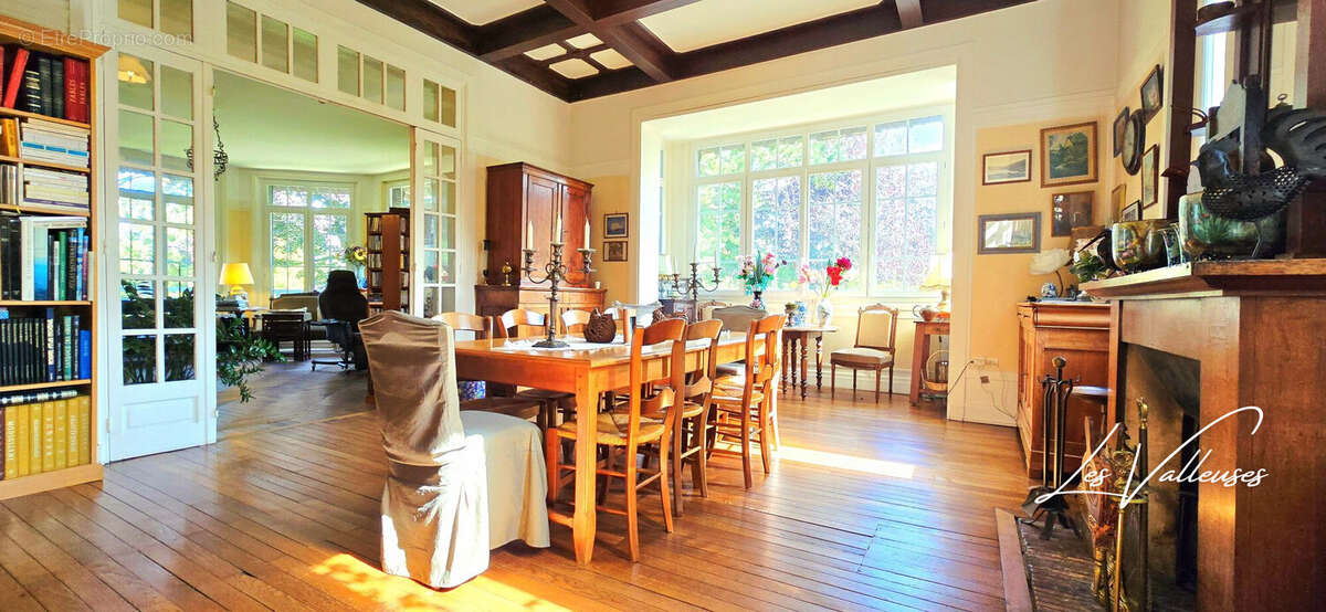 Maison à ROUXMESNIL-BOUTEILLES