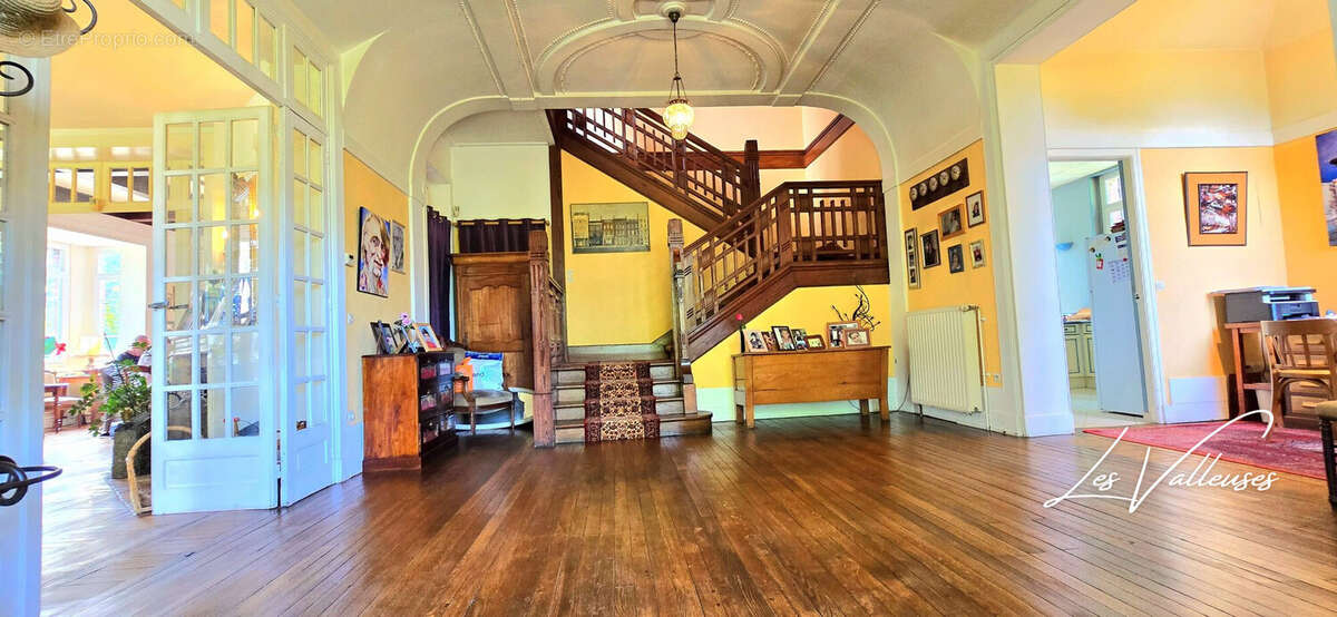 Maison à ROUXMESNIL-BOUTEILLES