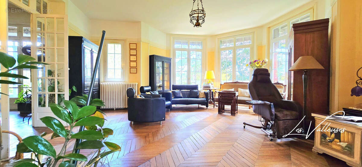 Maison à ROUXMESNIL-BOUTEILLES