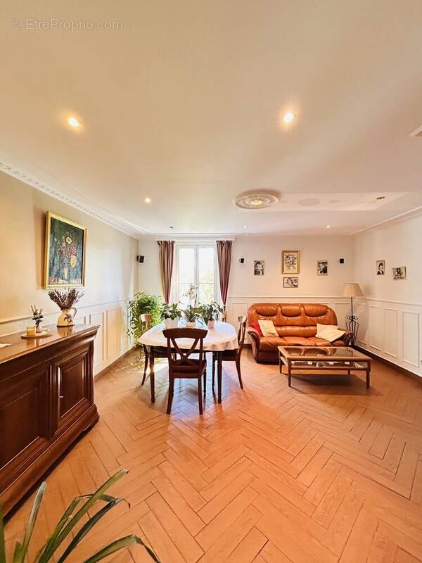 Appartement à LA MOTTE