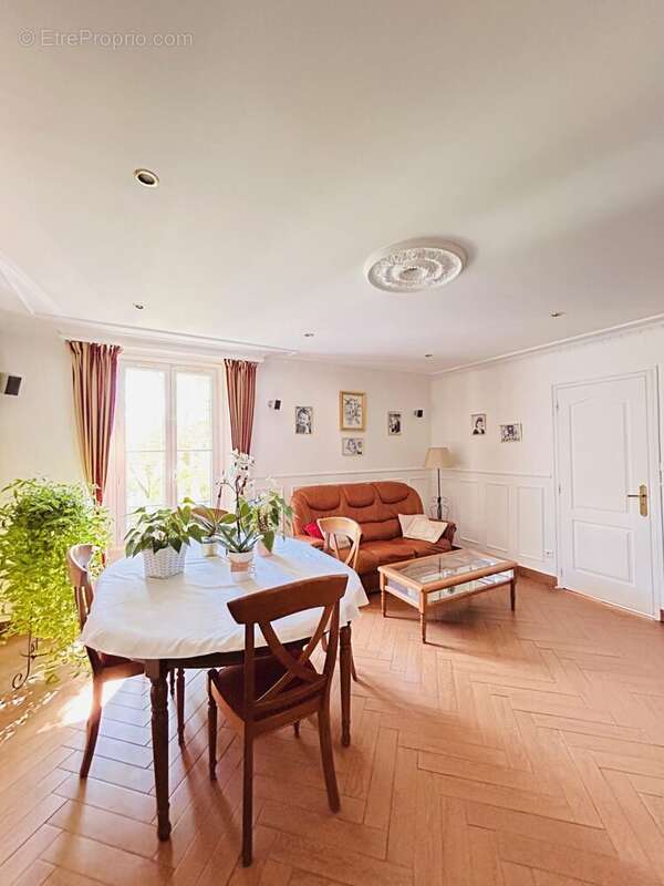 Appartement à LA MOTTE