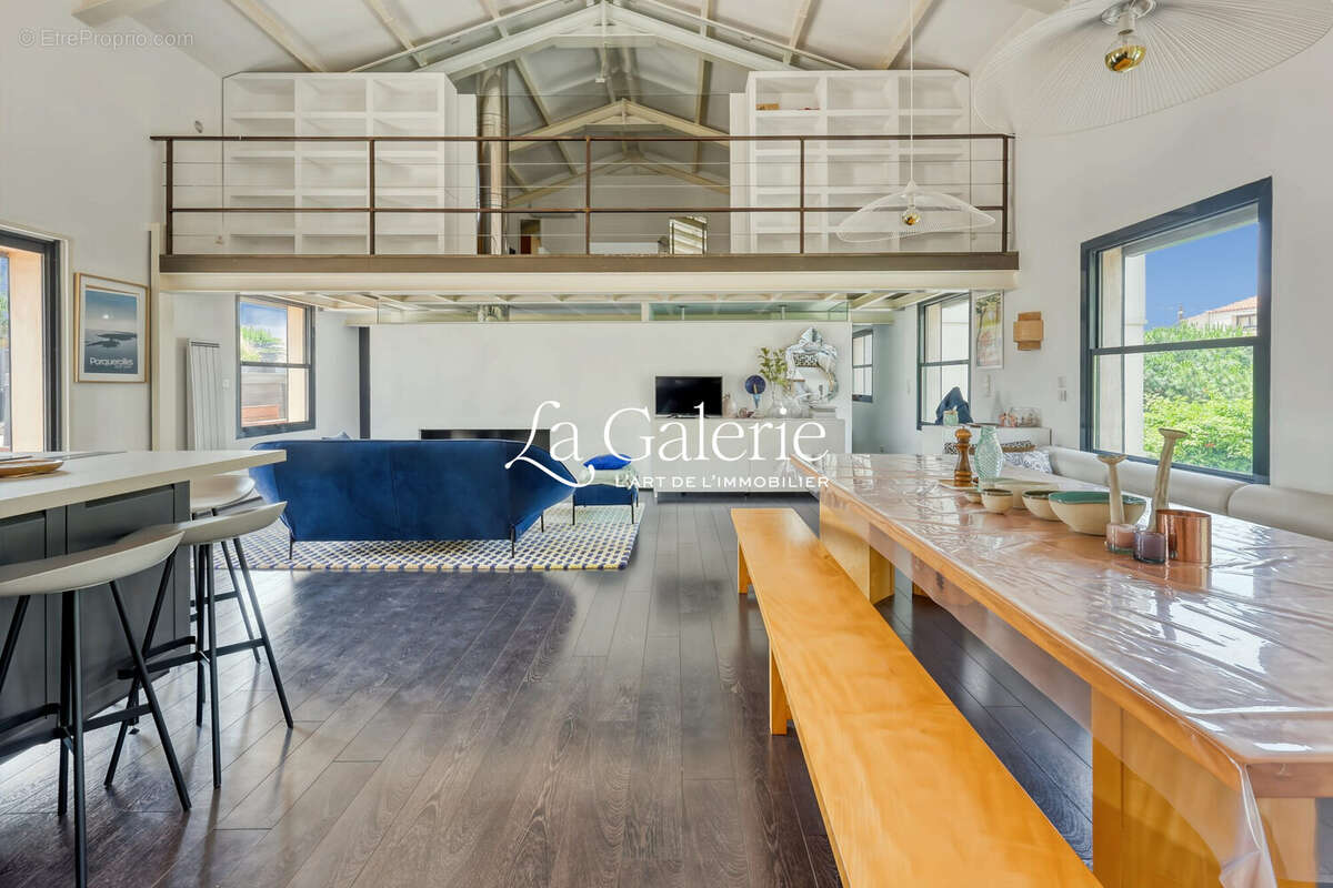 Appartement à HYERES