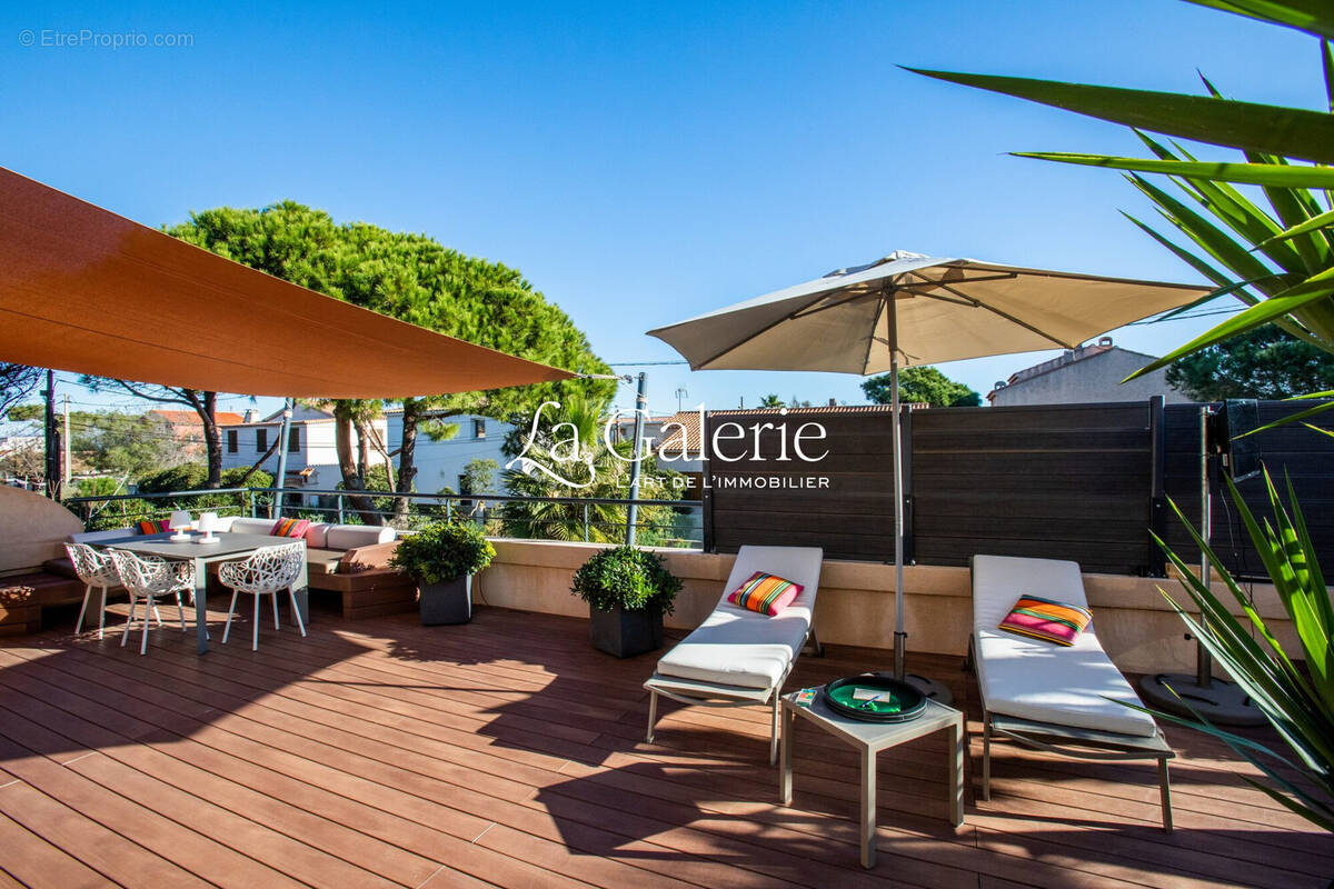 Appartement à HYERES