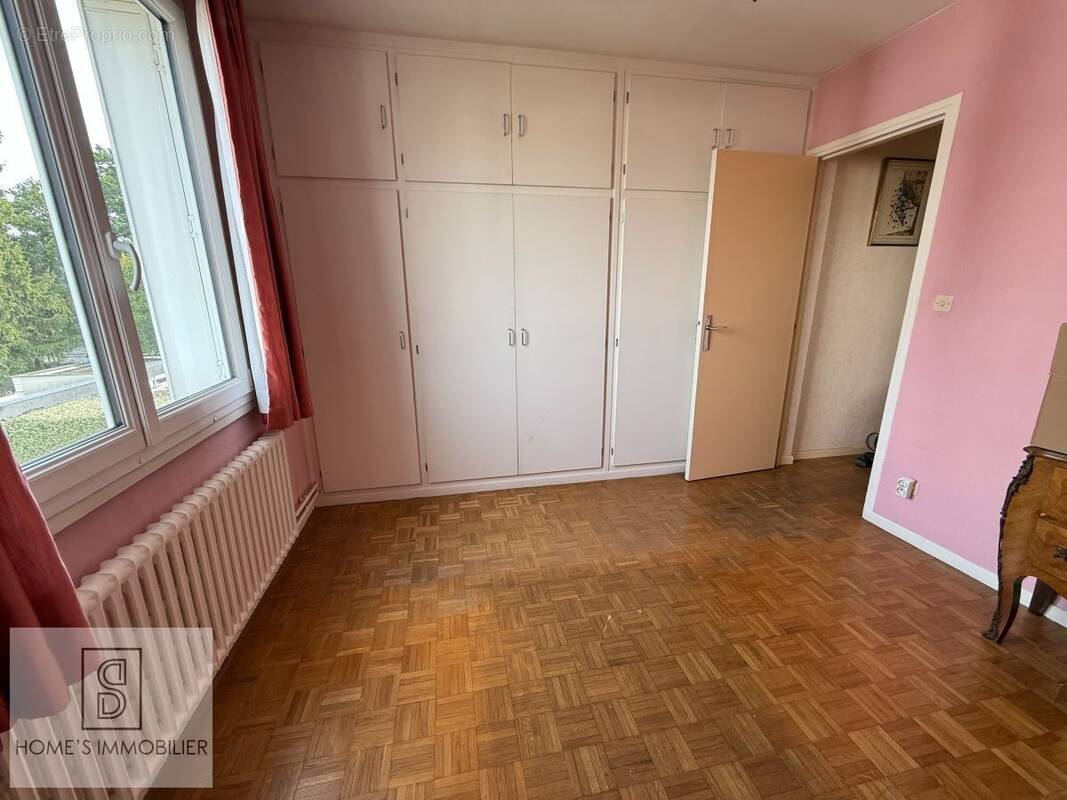 Appartement à VILLEMOMBLE