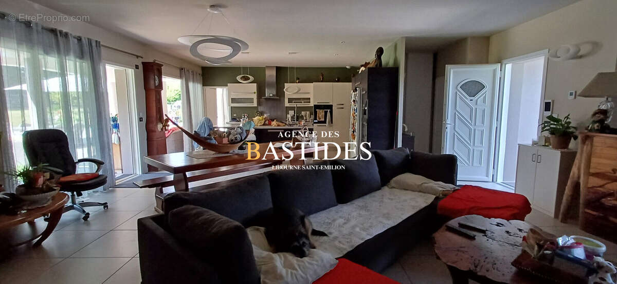 Maison à SAINT-QUENTIN-DE-BARON