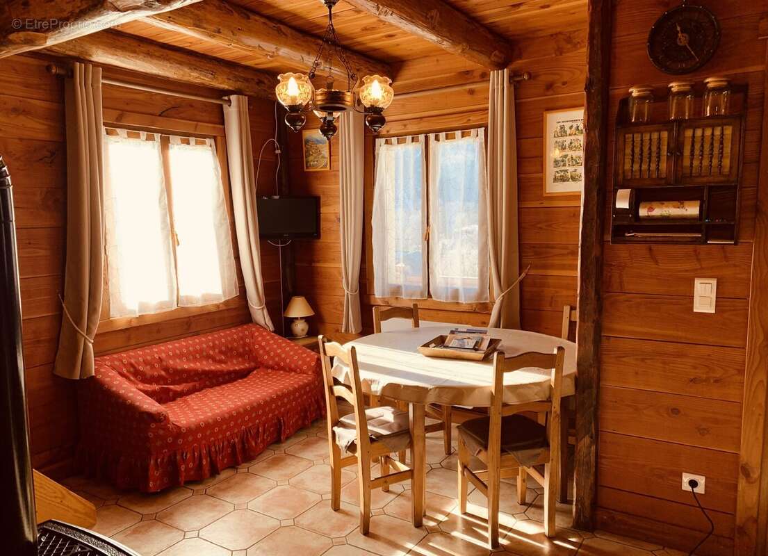 Maison à SAINT-ALBAN-DES-VILLARDS