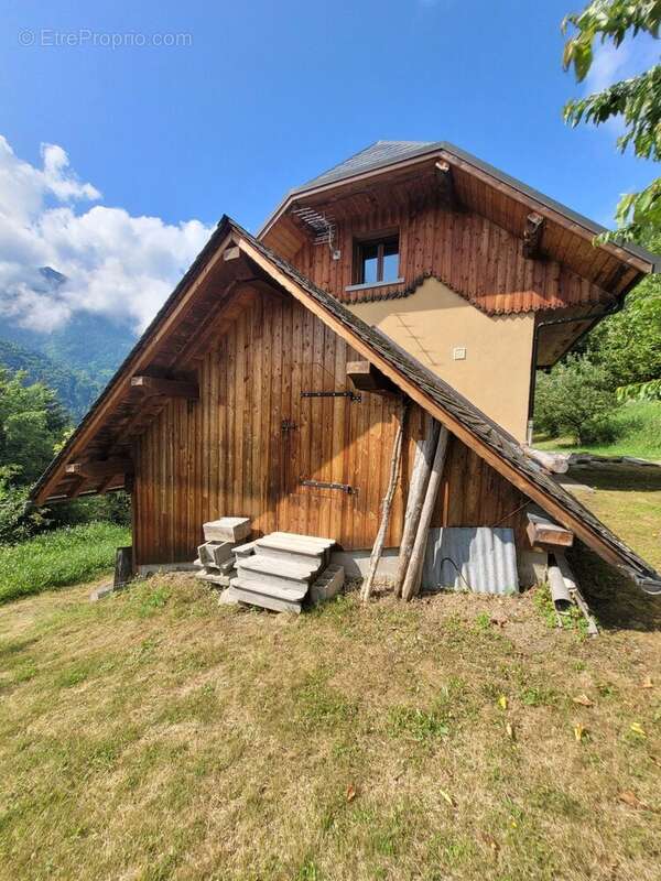 Maison à SAINT-ALBAN-DES-VILLARDS