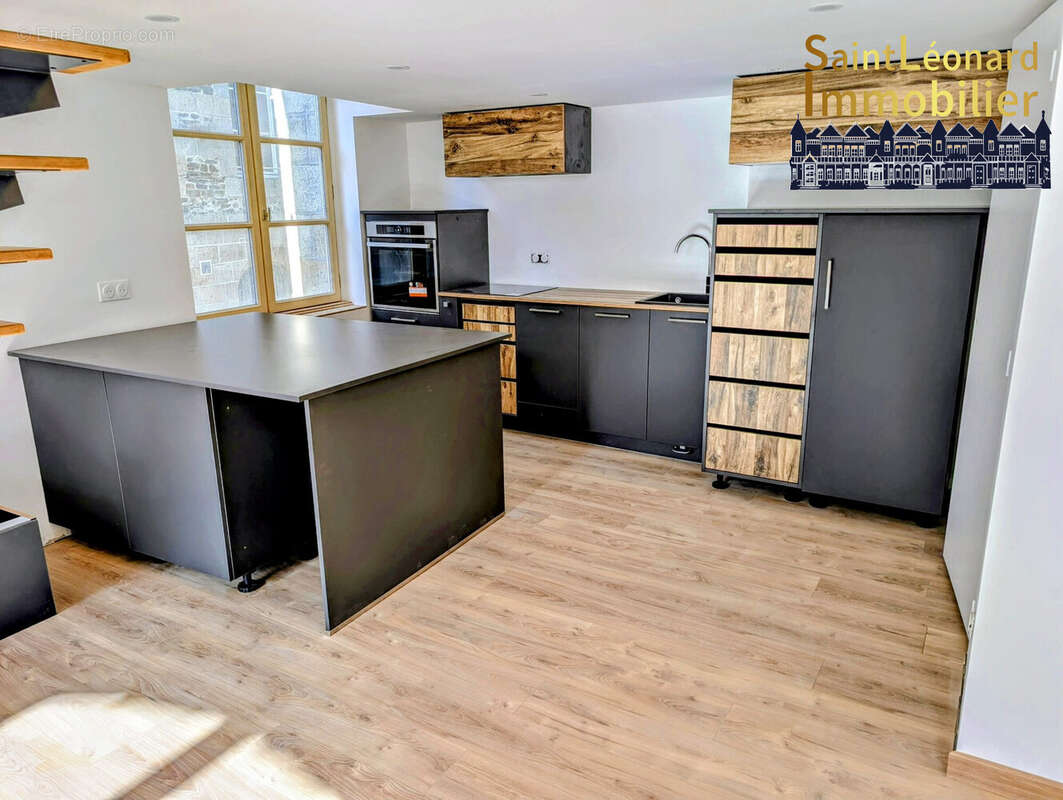 Appartement à FOUGERES