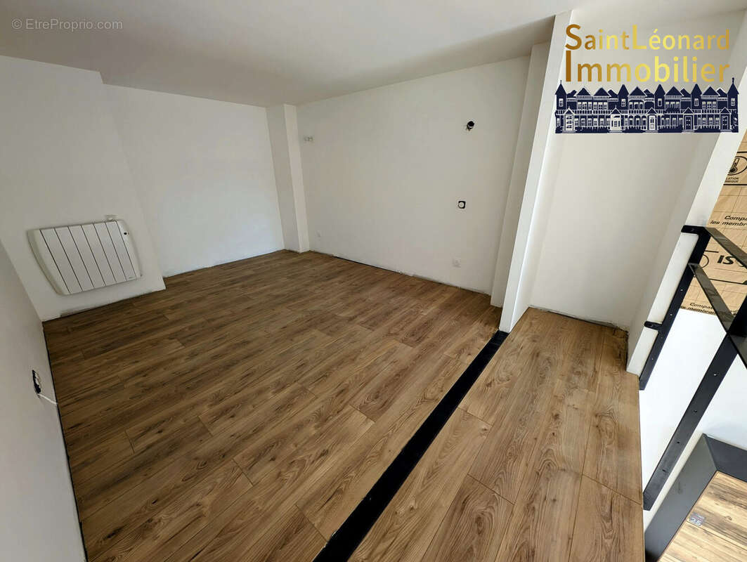 Appartement à FOUGERES