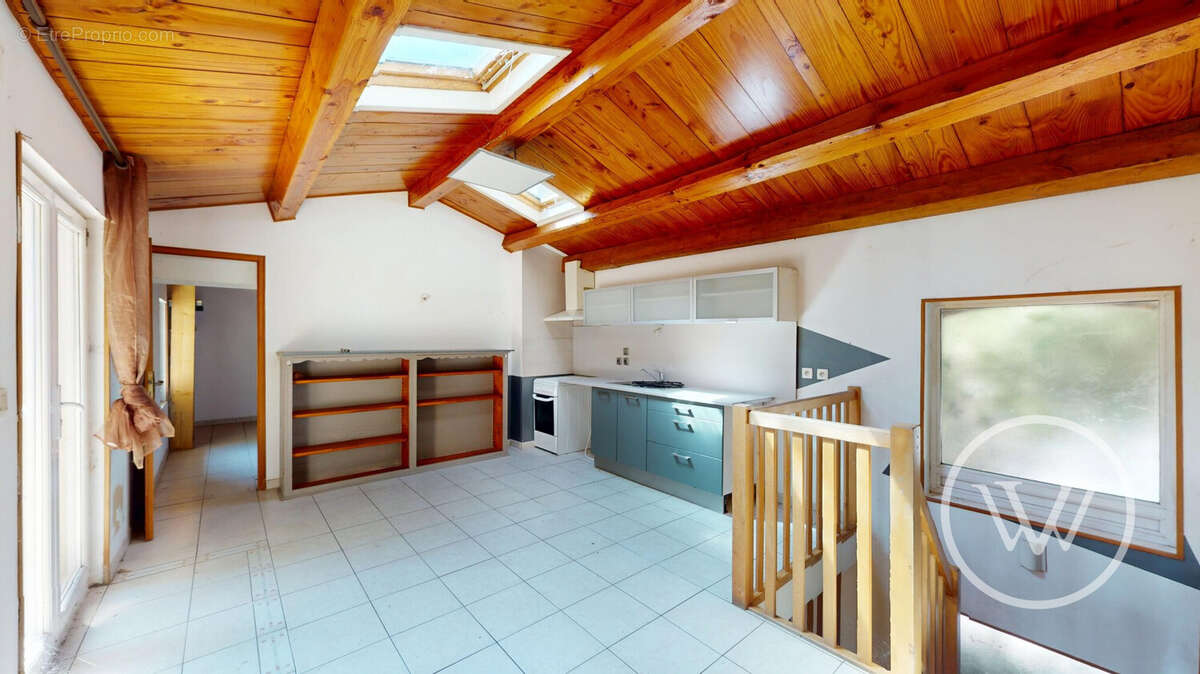 Maison à PORTES-LES-VALENCE