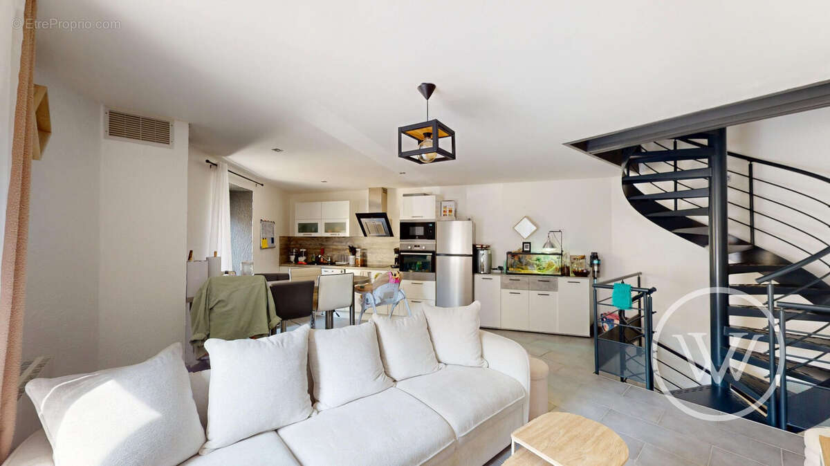 Appartement à MONTMEYRAN