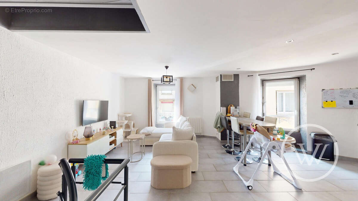 Appartement à MONTMEYRAN