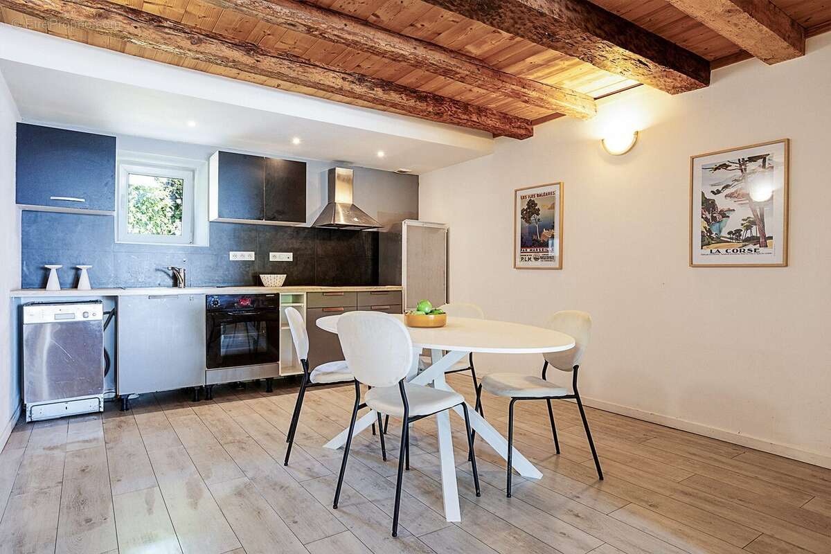 Appartement à PRINGY