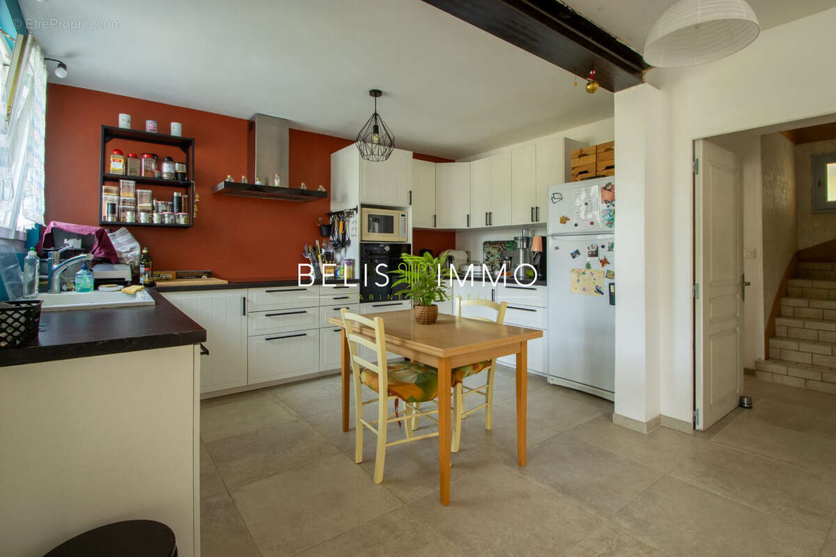 Maison à MONTLOUIS-SUR-LOIRE