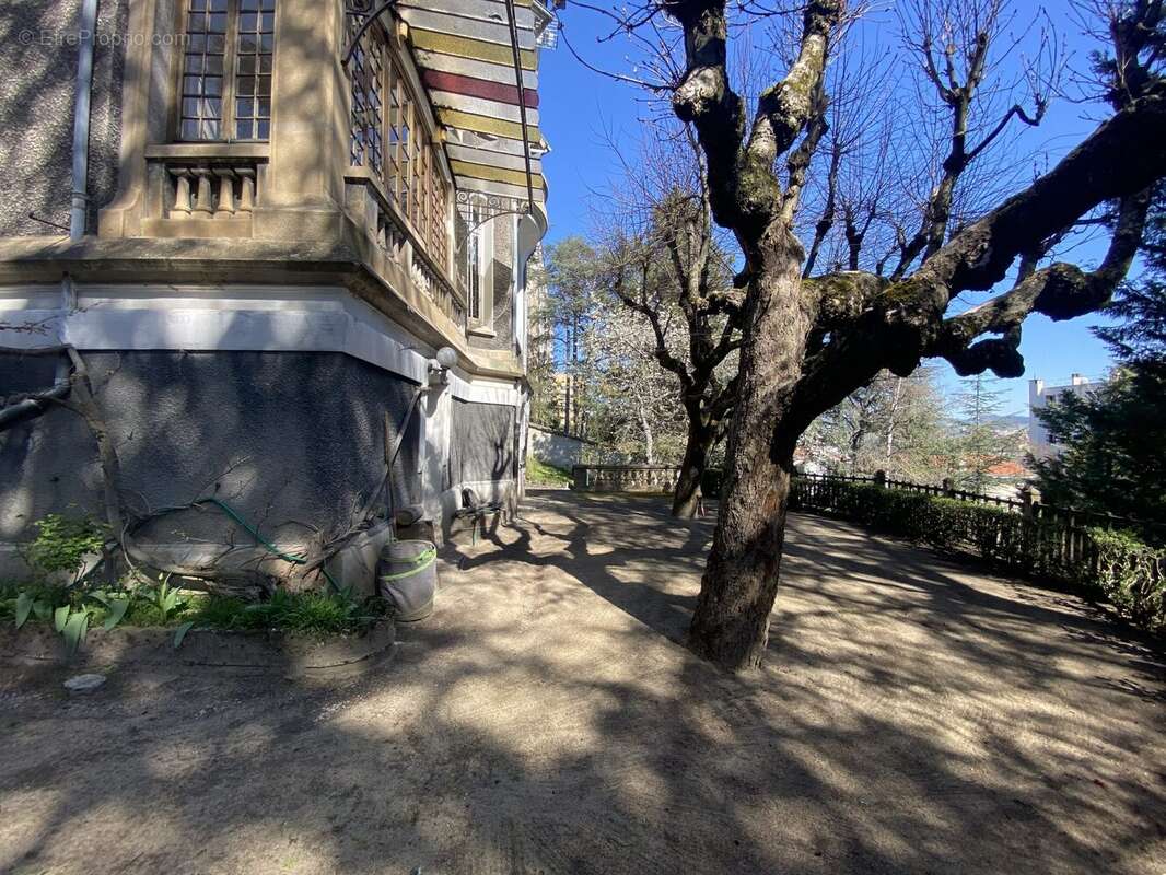 Maison à SAINT-ETIENNE