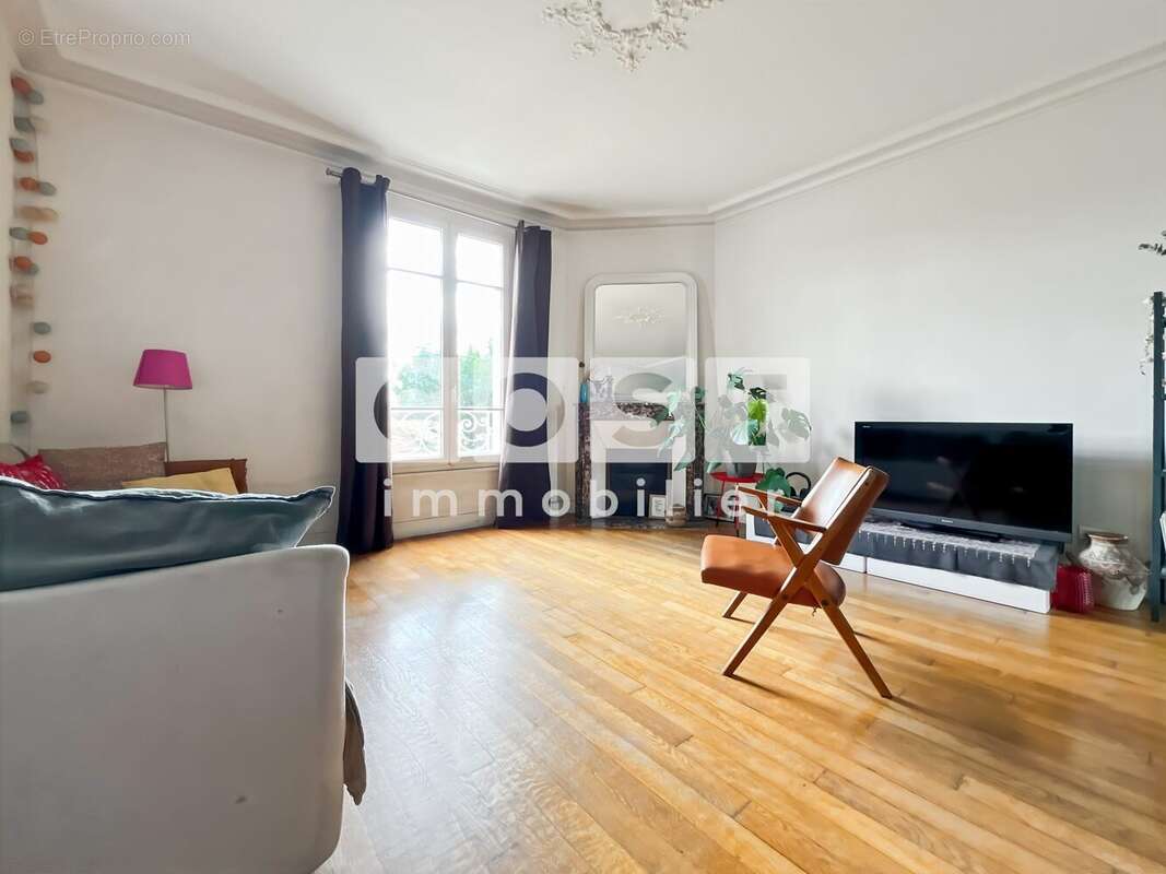 Appartement à BOIS-COLOMBES
