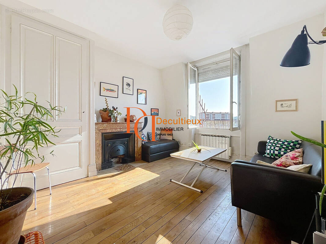 Appartement à VILLEURBANNE