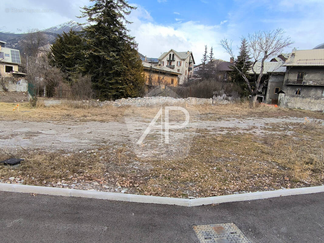 Terrain à BRIANCON