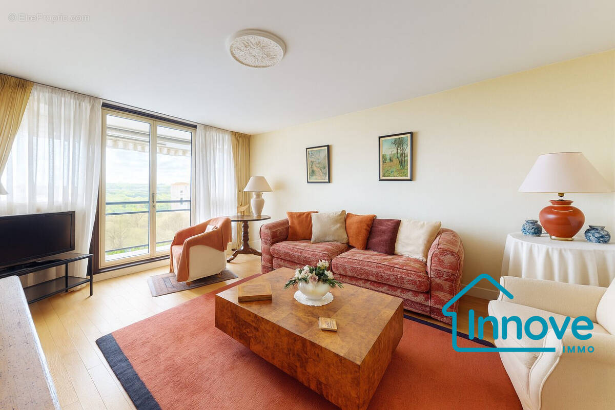 Appartement à VERSAILLES