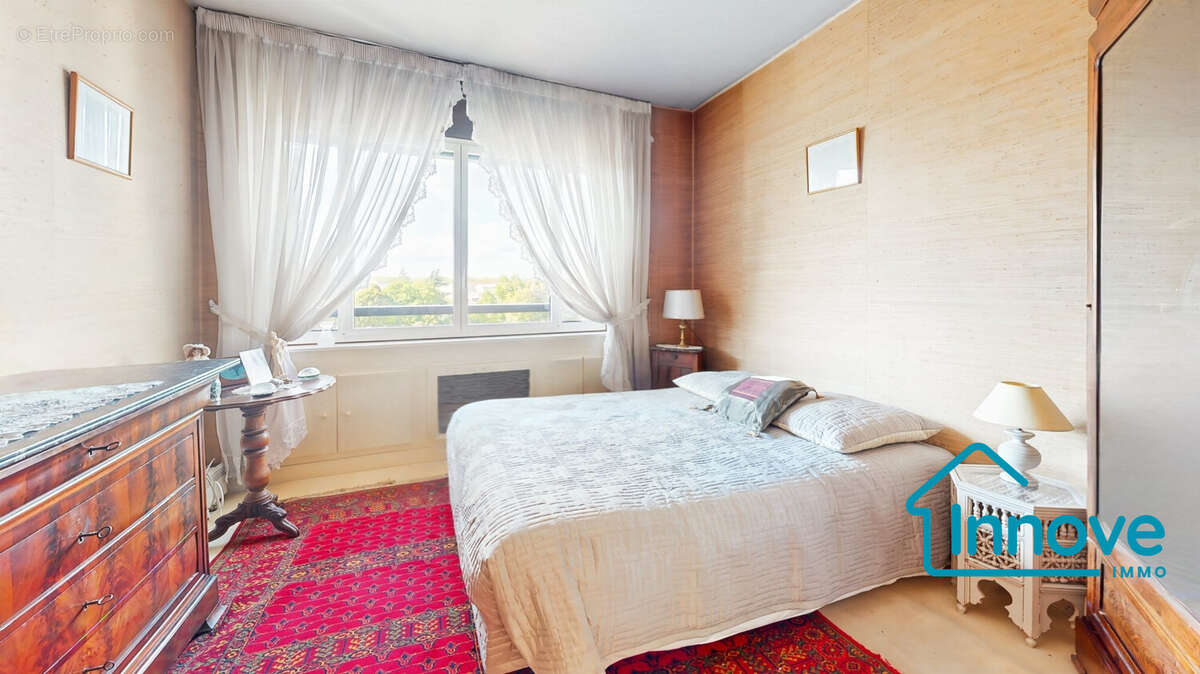 Appartement à VERSAILLES