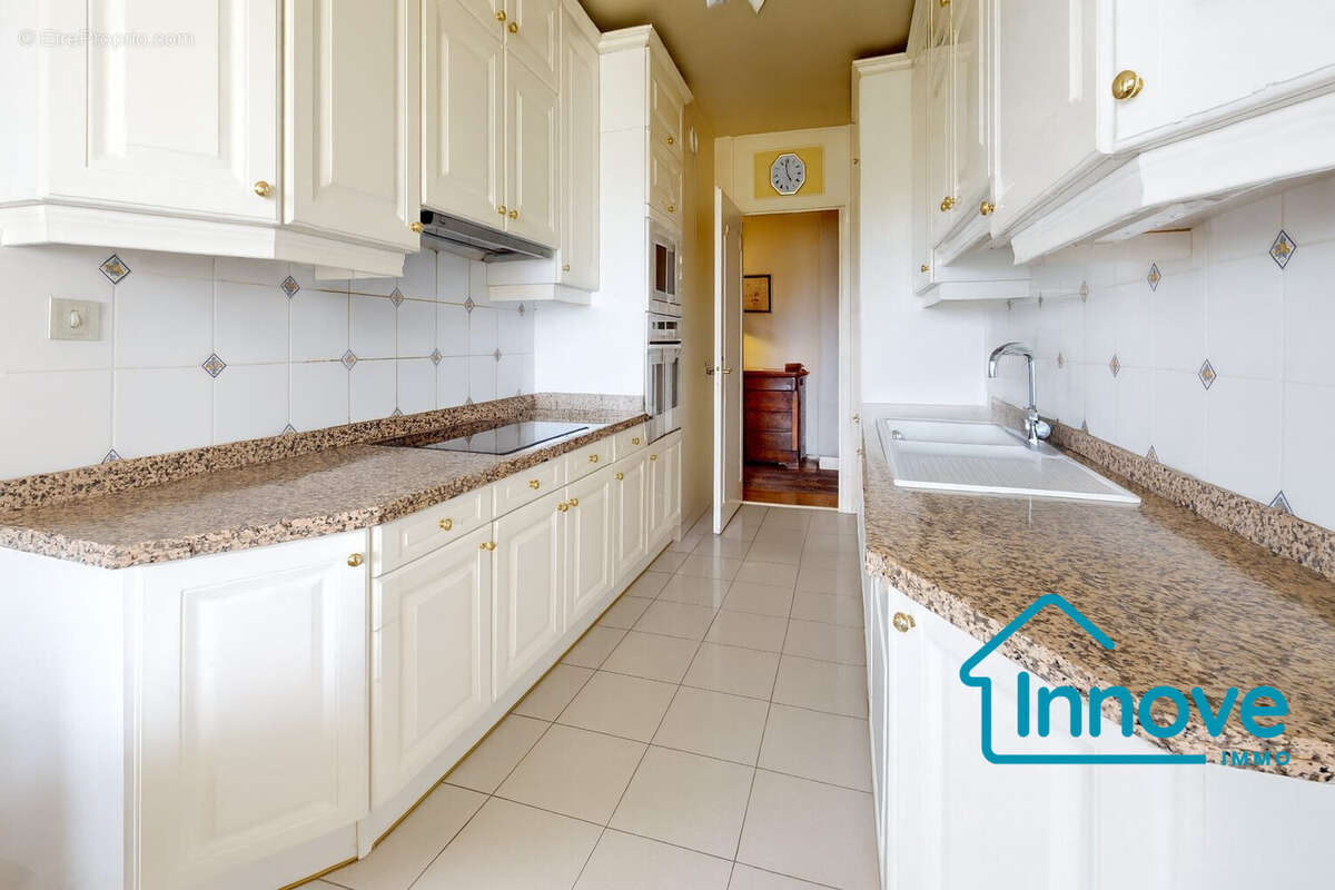 Appartement à VERSAILLES