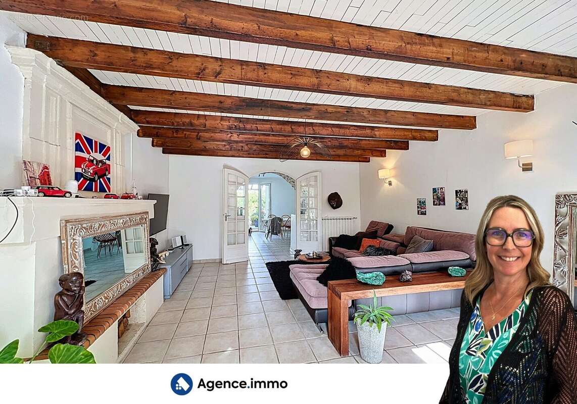 Maison à SAINT-BONNET-SUR-GIRONDE