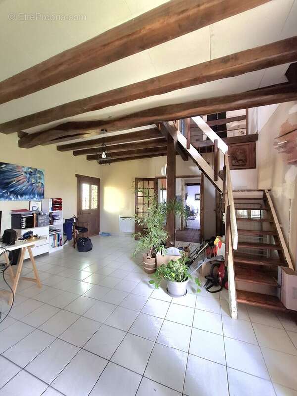 Maison à ROUESSE-FONTAINE