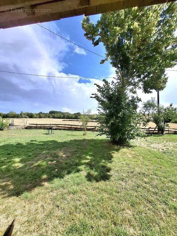 Maison à ROUESSE-FONTAINE