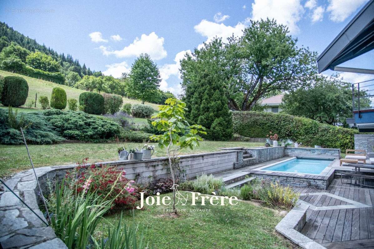 Maison à ANNECY-LE-VIEUX