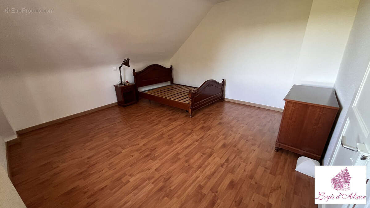 Maison à ROPPENTZWILLER