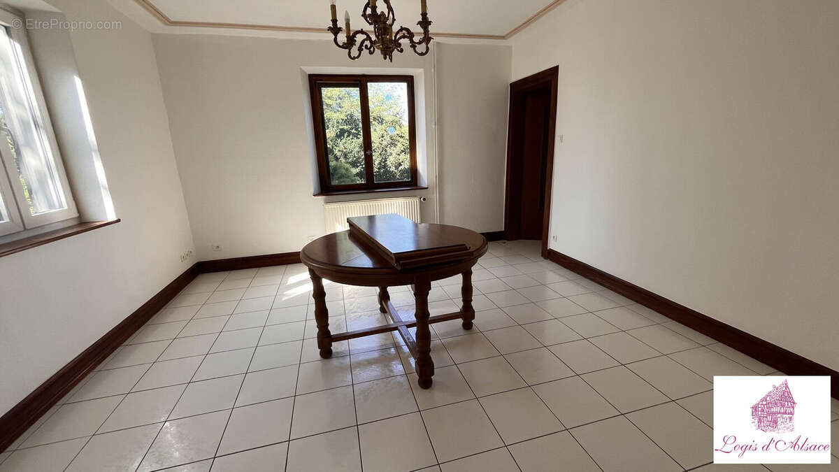 Maison à ROPPENTZWILLER