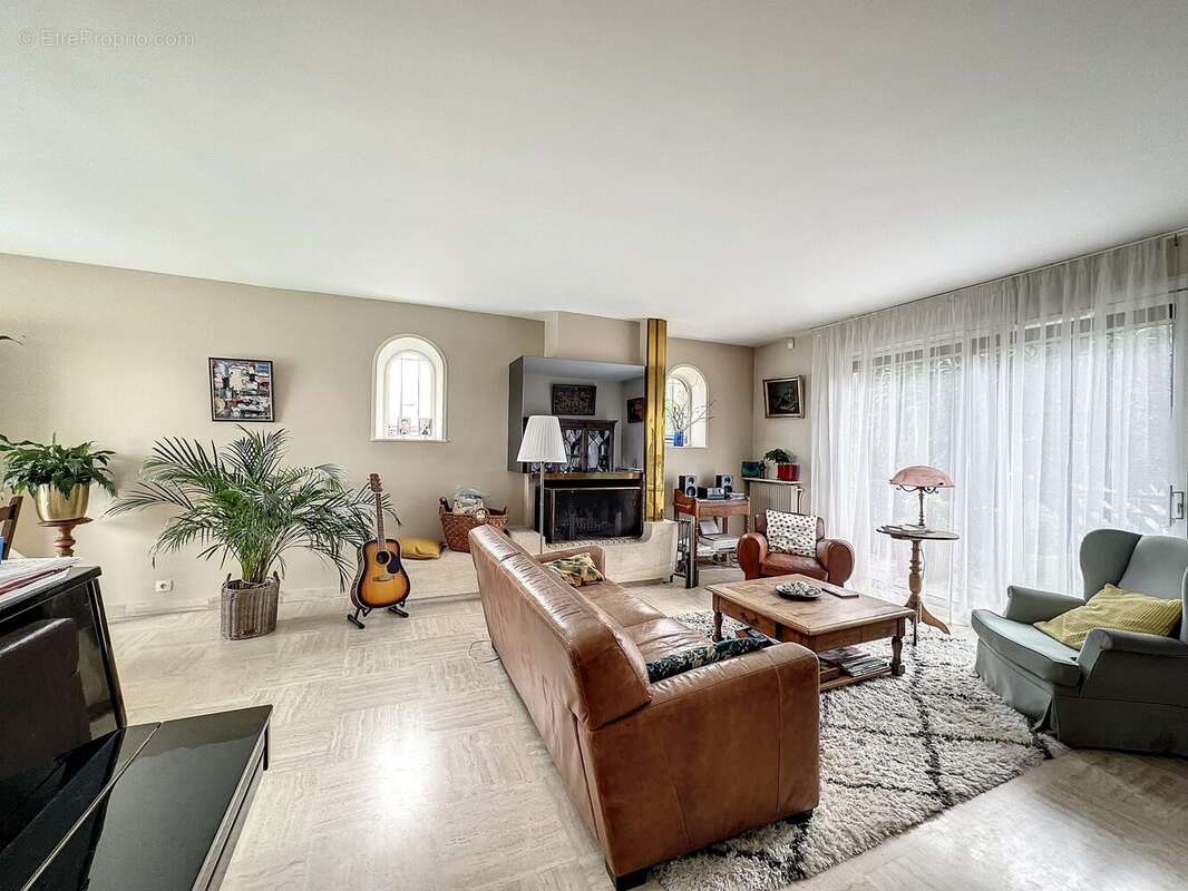 Maison à SUCY-EN-BRIE