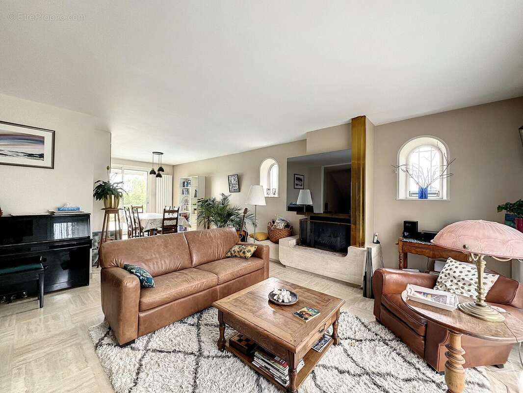 Maison à SUCY-EN-BRIE