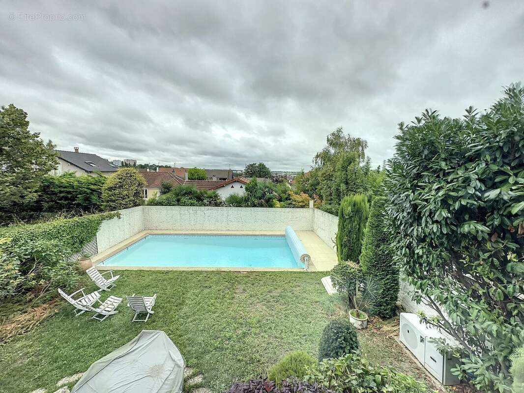 Maison à SUCY-EN-BRIE