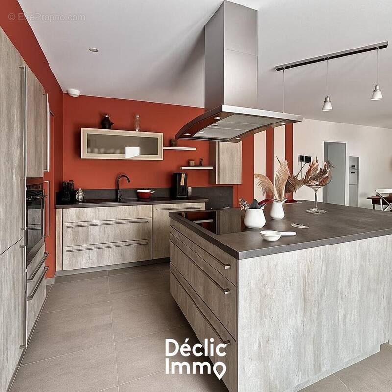 Maison à SAINT-GENIES-DE-FONTEDIT